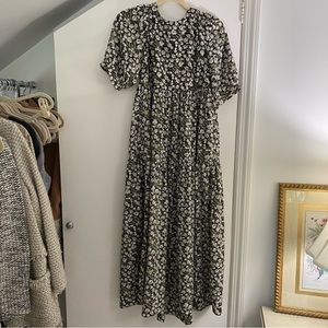 En Saison Size M Blue Floral Maxi Dress Open Back **POCKETS**